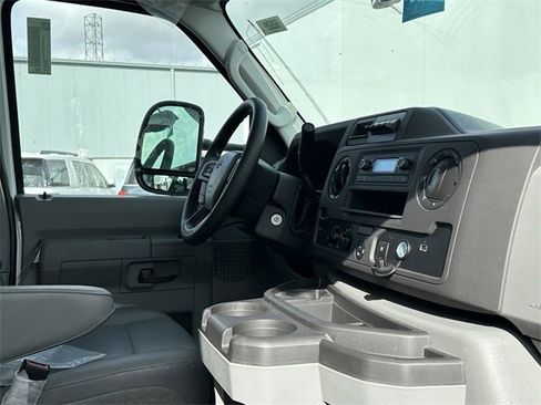 New 2024 Ford E-350 and Econoline 350 Super Duty image 20