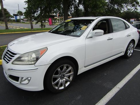 Used 2011 Hyundai Equus Signature image 4