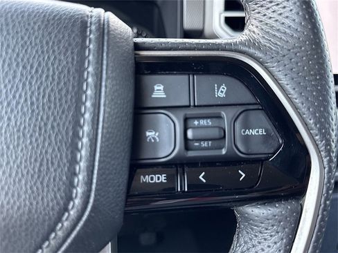 Used 2023 Toyota Tundra Limited image 14