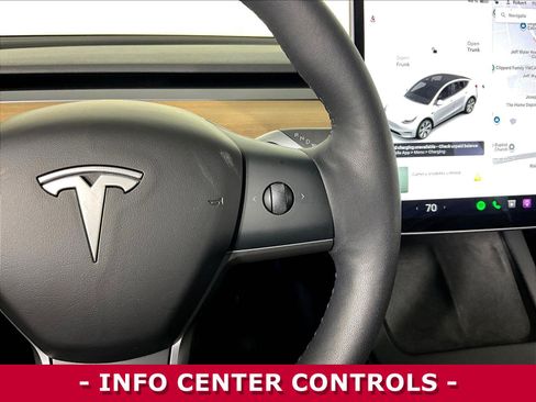 Used 2021 Tesla Model Y Long Range AWD/4WD image 12