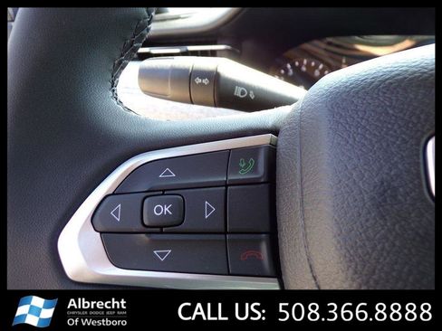 New 2023 Jeep Compass Latitude image 20