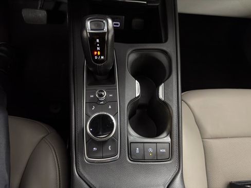 Used 2019 Cadillac XT4 Premium Luxury AWD/4WD image 21