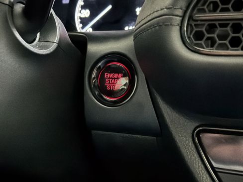 Certified 2024 Honda HR-V LX image 25