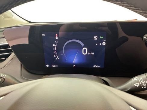 Used 2025 Buick Encore GX Sport Touring w/ Experience Buick Package image 25