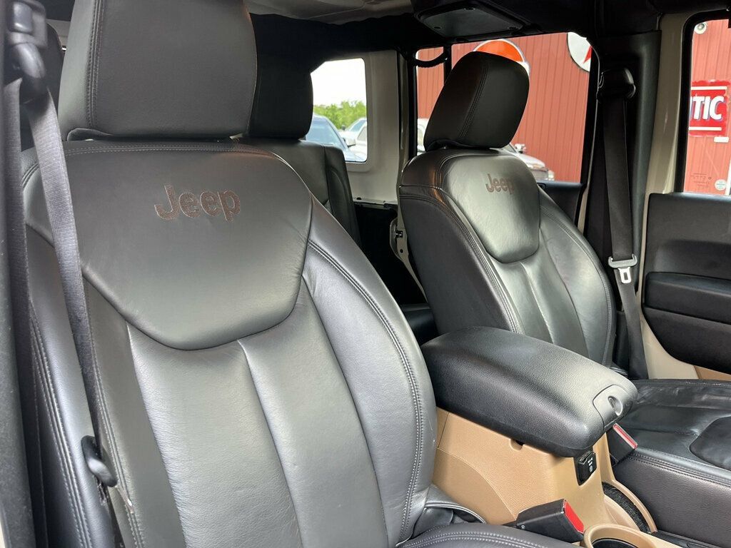 Used 2017 Jeep Wrangler Unlimited Rubicon AWD/4WD image 45