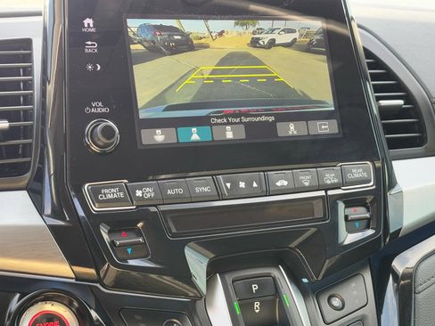 Used 2023 Honda Odyssey Touring image 25