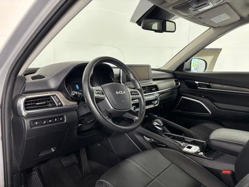 Used 2022 Kia Telluride EX w/ EX Premium Package AWD/4WD image 9