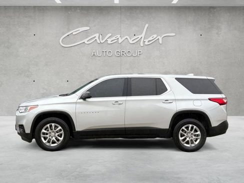 Used 2021 Chevrolet Traverse LS FWD image 13
