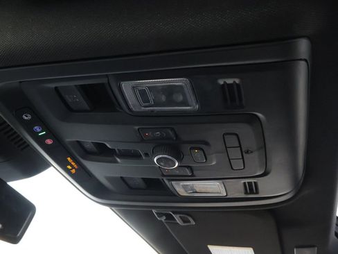 Used 2023 Chevrolet Tahoe Premier image 31