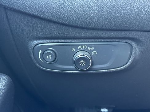 Used 2024 Chevrolet Equinox RS AWD/4WD image 35