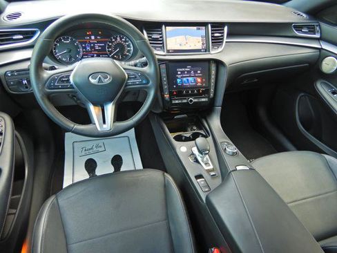 Used 2023 INFINITI QX55 Essential AWD/4WD image 2