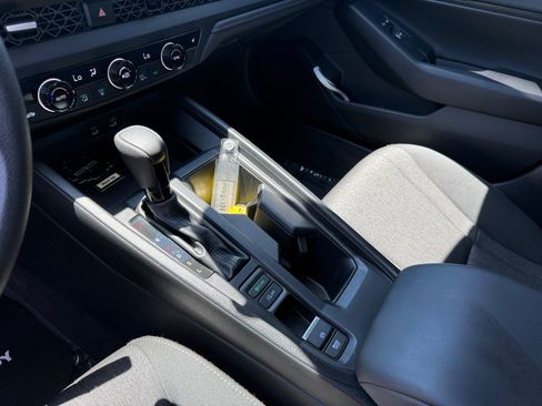 Used 2024 Honda Accord EX image 13