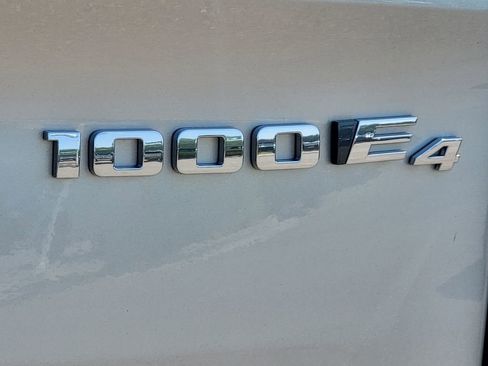 New 2025 Cadillac Escalade IQ Luxury 2 w/ LPO, Etrunk Organizer Package image 13