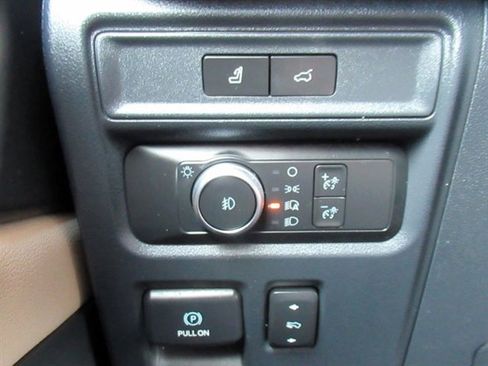 Used 2022 Ford Expedition Max Limited image 30