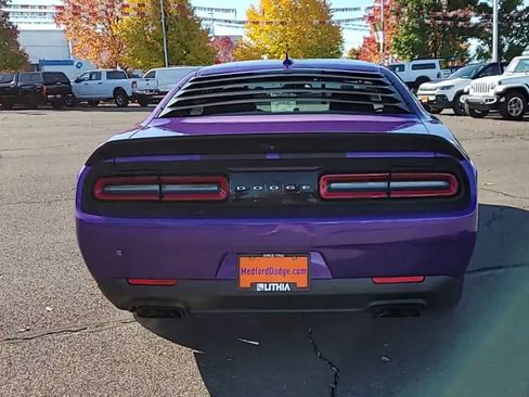 Used 2019 Dodge Challenger SRT Hellcat w/ Plus Package RWD image 7