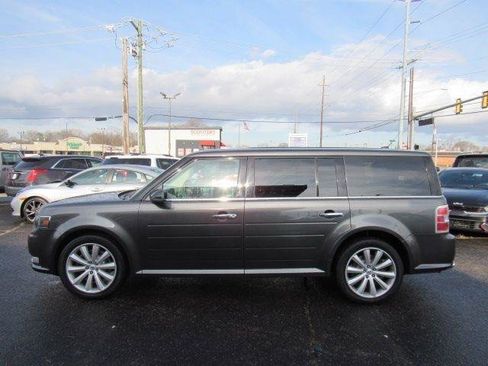 Used 2018 Ford Flex SEL w/ Equipment Group 202A image 4