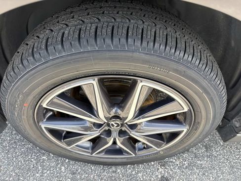 Used 2017 MAZDA CX-5 Grand Touring FWD image 11