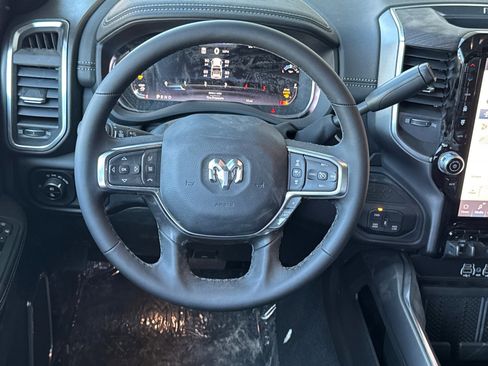 New 2026 RAM 2500 Laramie AWD/4WD image 13