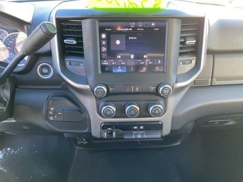 Used 2024 RAM 3500 Big Horn image 28