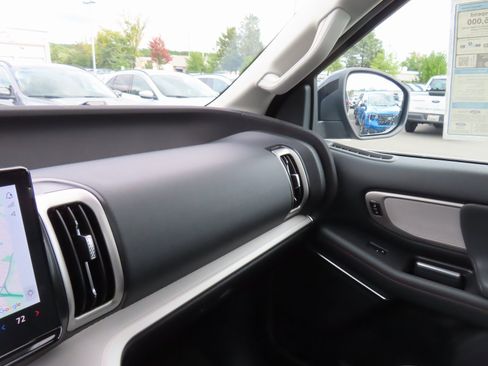 New 2025 Ford Expedition Max Active image 13