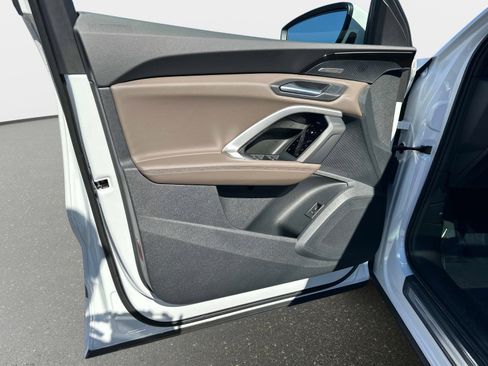 New 2025 Audi Q5 Premium Plus image 17