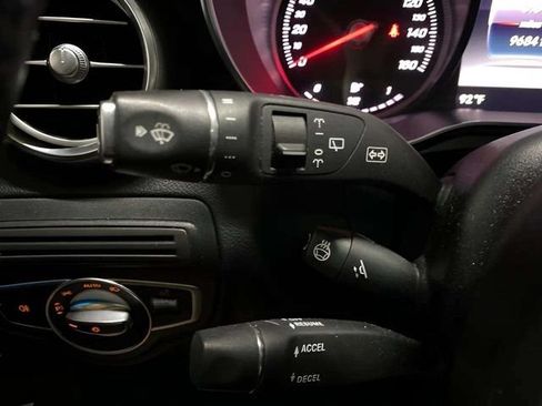 Used 2017 Mercedes-Benz GLC 300 4MATIC image 38