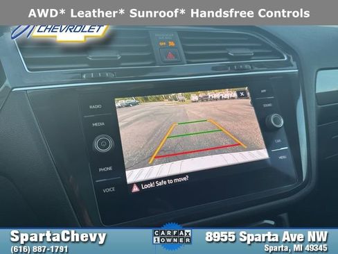 Used 2022 Volkswagen Tiguan SE image 14