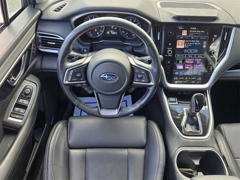 Used 2020 Subaru Outback Limited image 16