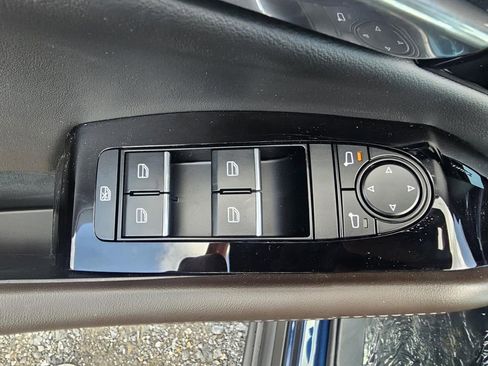 New 2025 MAZDA CX-30 AWD 2.5 S w/ Premium Package image 12