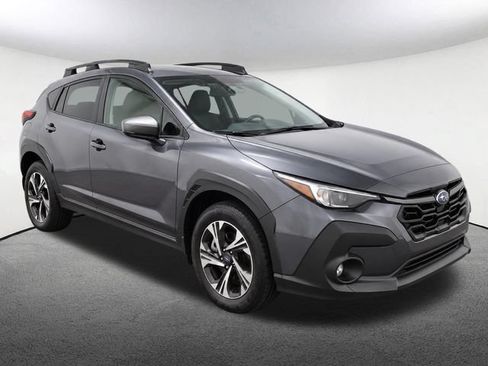 Used 2024 Subaru Crosstrek 2.0i Premium AWD/4WD image 2