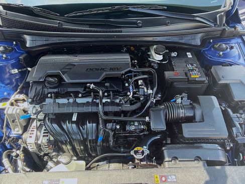 Used 2025 Hyundai Elantra Sport FWD image 33