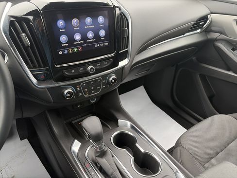 Used 2023 Chevrolet Traverse LT AWD/4WD image 27