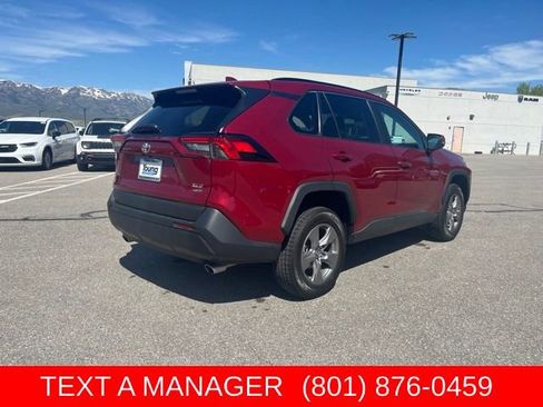 Used 2025 Toyota RAV4 XLE AWD/4WD image 5