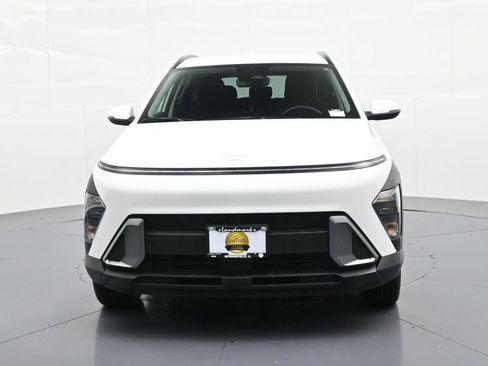 Used 2025 Hyundai Kona SEL AWD/4WD image 3