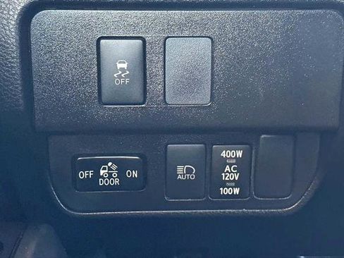 Certified 2020 Toyota Tacoma TRD Sport image 29