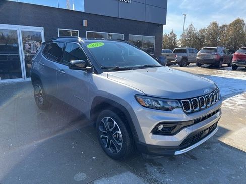 Certified 2024 Jeep Compass Limited image 1