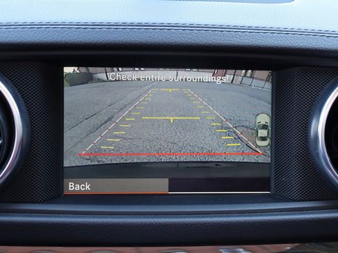 Used 2013 Mercedes-Benz SL 550 image 30