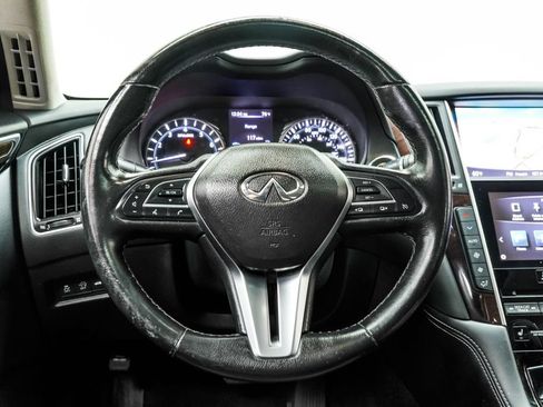 Used 2018 INFINITI Q50 Luxe w/ Essential Package (2.0T Luxe) AWD/4WD image 23