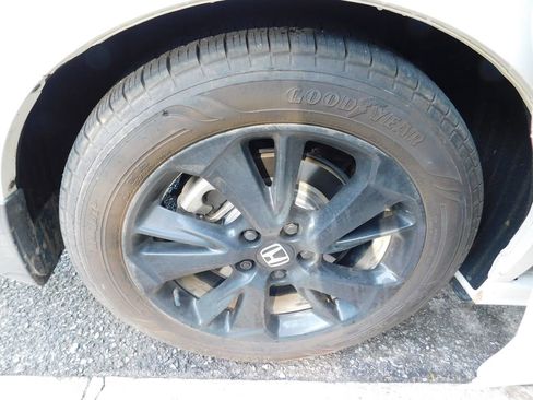 Certified 2024 Honda Odyssey Sport image 8