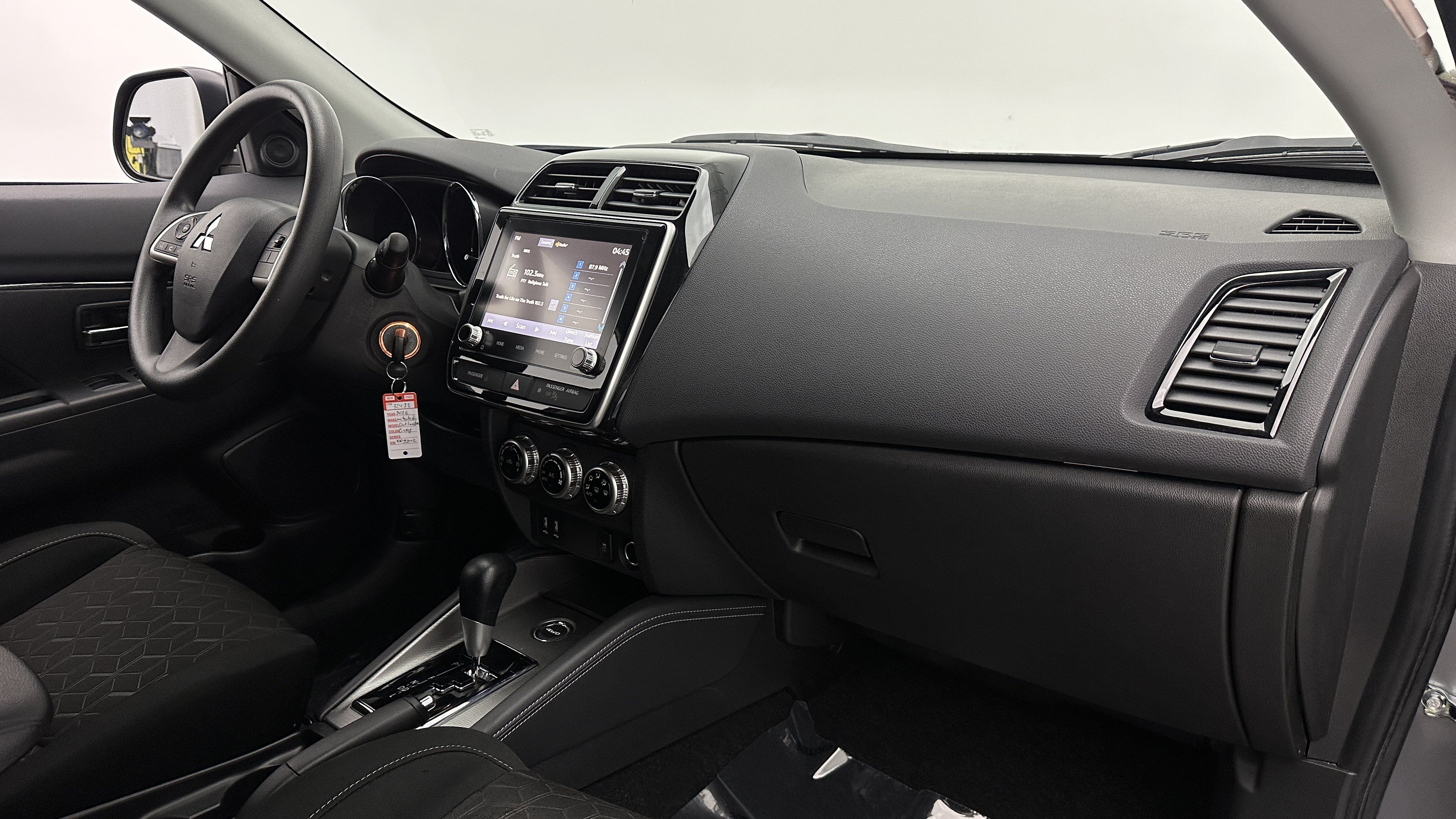 Used 2026 Mitsubishi Outlander Sport AWD image 32