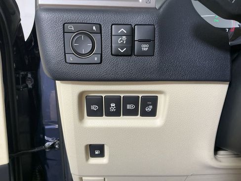 Used 2023 Lexus GX 460 Premium image 19