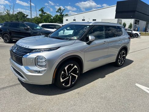 Used 2022 Mitsubishi Outlander SEL AWD/4WD image 3