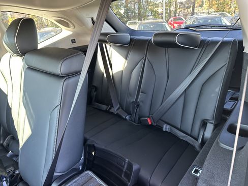 Used 2024 Acura MDX SH-AWD w/ Advance Package image 32