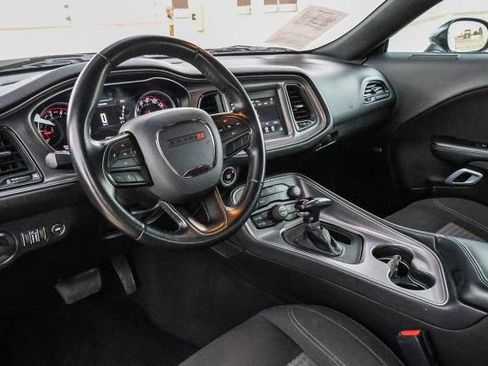 Used 2023 Dodge Challenger SXT image 30