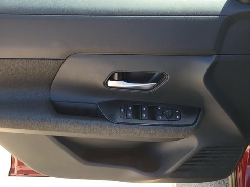 New 2026 Nissan Kicks SV w/ Cold Weather Package FWD image 15