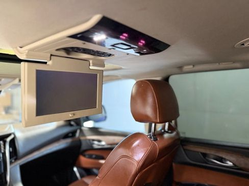 Used 2019 Cadillac Escalade ESV Premium Luxury w/ LPO, Radiant Package image 21