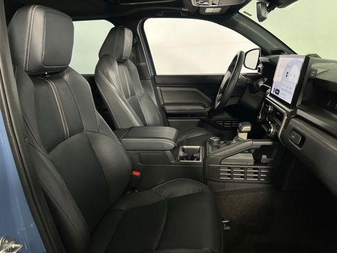 Used 2025 Toyota 4Runner Limited image 33