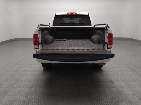 Used 2017 RAM 1500 Express RWD image 29