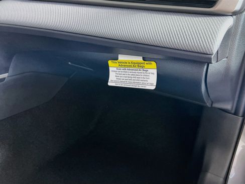 Used 2026 Toyota Camry SE FWD image 34