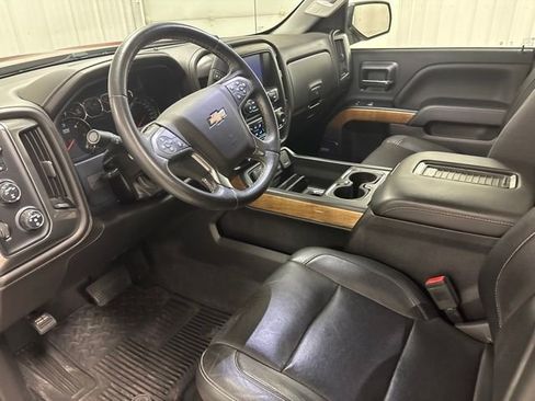 Used 2018 Chevrolet Silverado 1500 LTZ w/ Sport Package AWD/4WD image 8